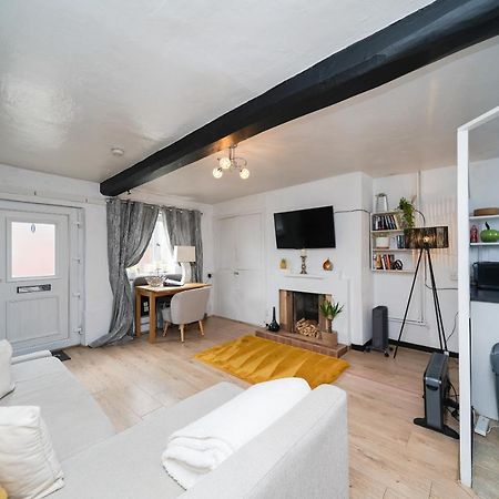 Capulet At Laburnum Cottages 스트렛포드-어폰-에이본 외부 사진